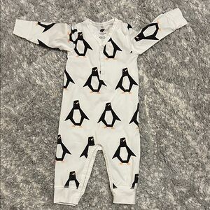 Adorable Penguin Print Kids Footie